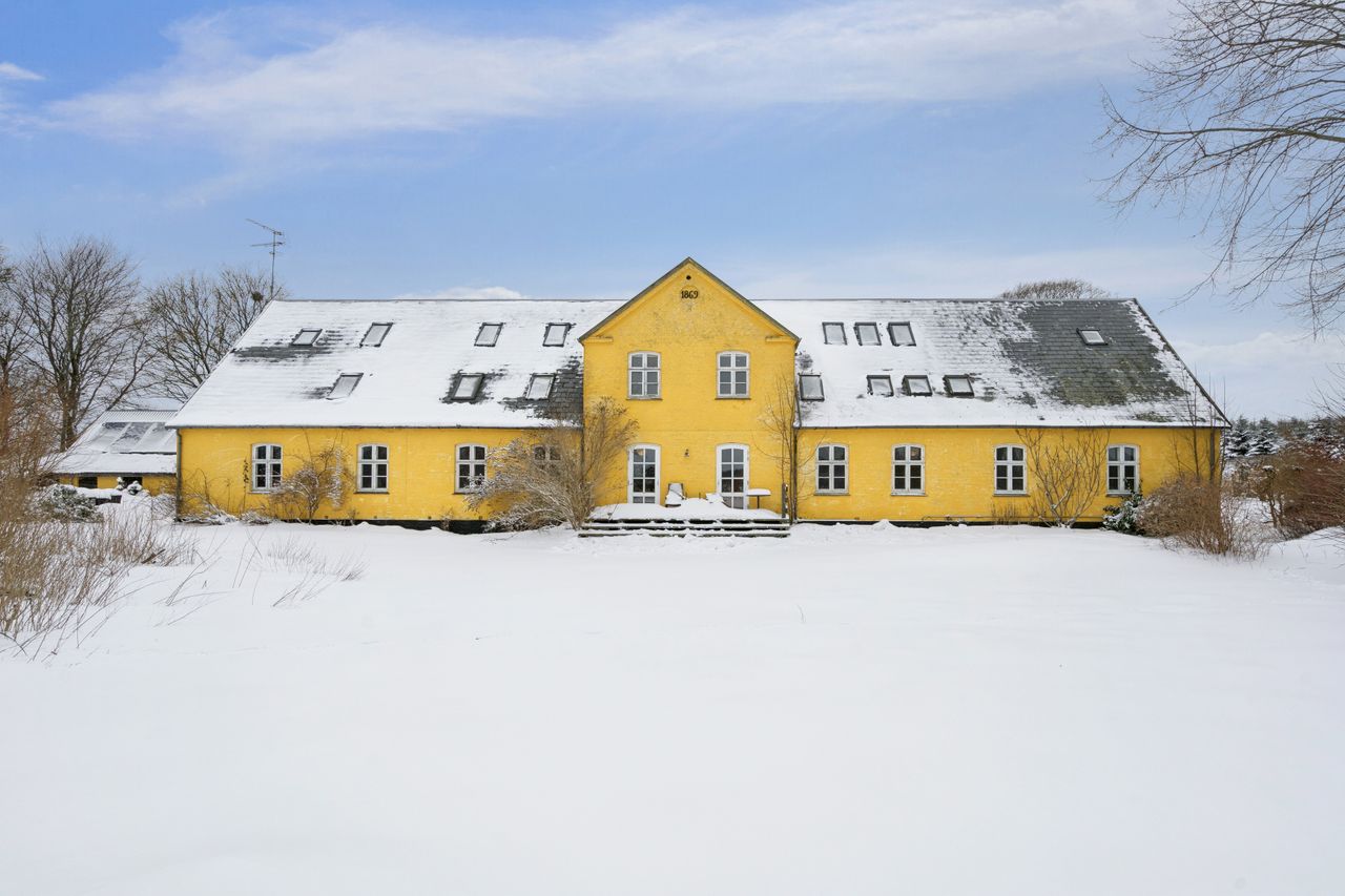 Ejendomsbillede 2 af 60